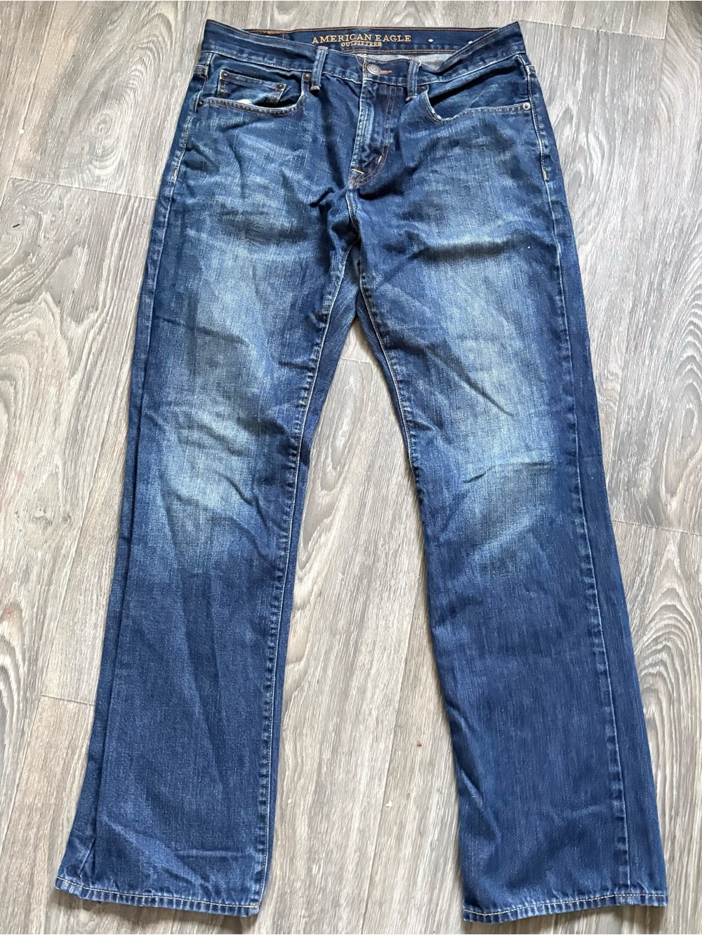 American Eagle classic Boot Jeans Mens 31x34 Blue Distressed Medium Wash Denim